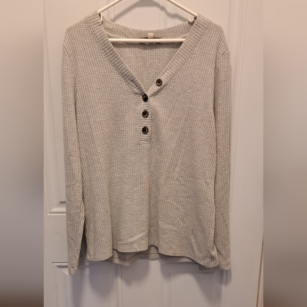 Women's Loft waffle knit v-neck button lightweight long sleeve. Size XL